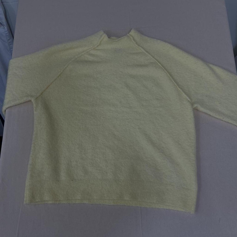 Wild Fable fuzzy knit‎ sweater